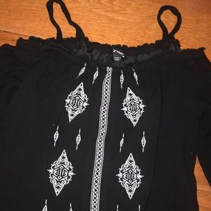 Art Class cold shoulder girls top